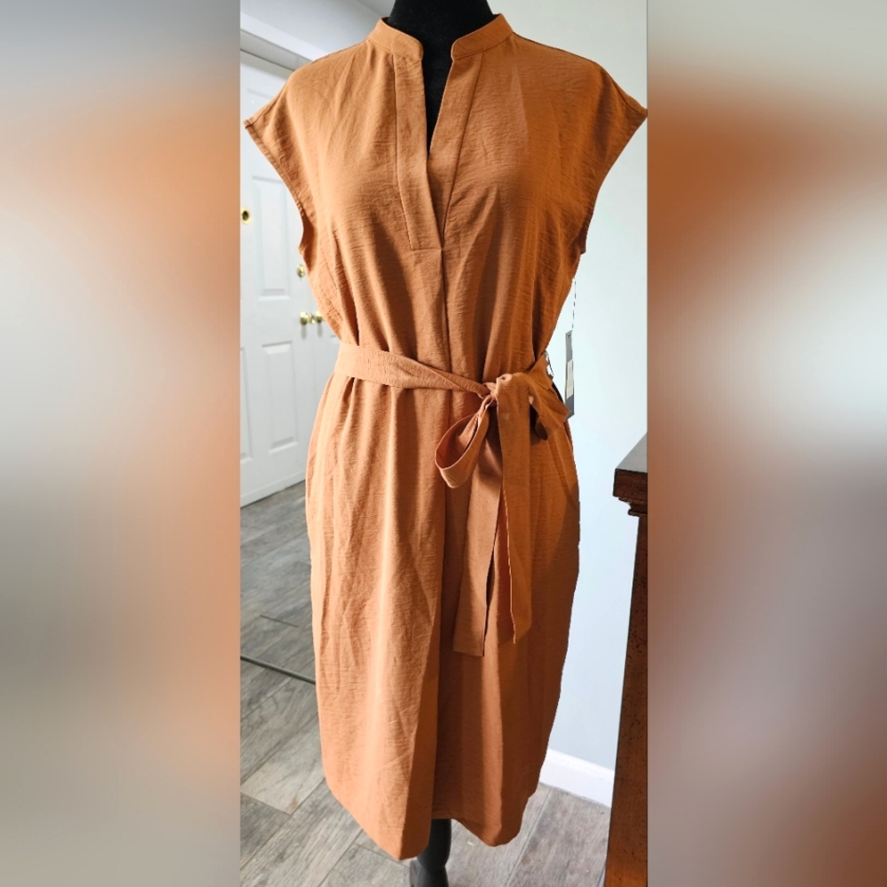NWT-JONES NEW YORK-Women's-Dress-Size 4-Tan/Camel Colored